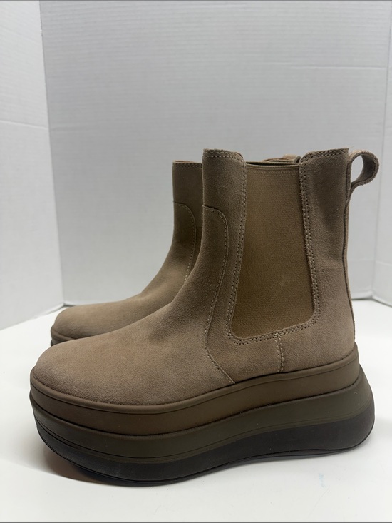 Fitflop Shoes - FitFlop F-Mode Stack Suede Chelsea Platform Boots Ankle Bootie Taupe Brown New 8
